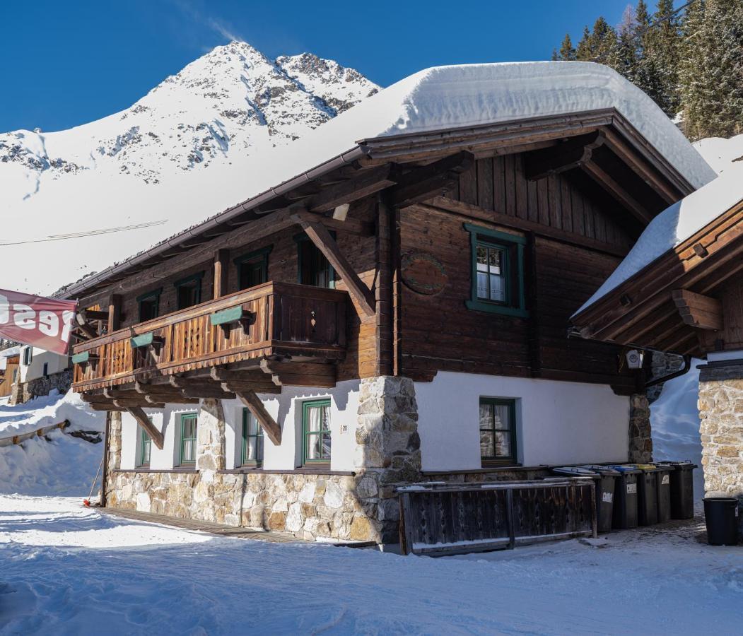 Hotel Silbertal - Almhuetten Sölden Exteriör bild