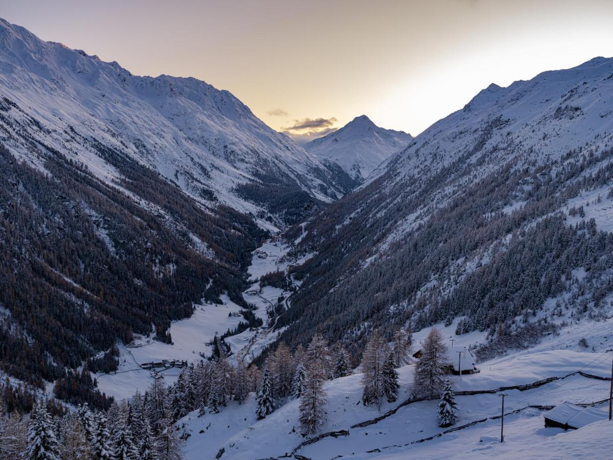 Hotel Silbertal - Almhuetten Sölden Exteriör bild
