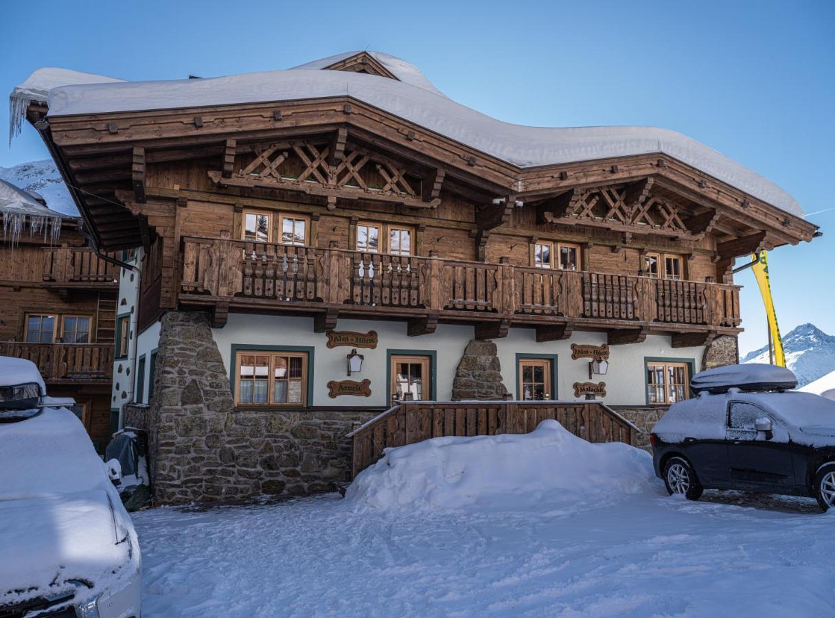 Hotel Silbertal - Almhuetten Sölden Exteriör bild