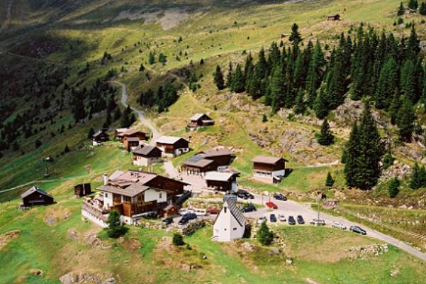 Hotel Silbertal - Almhuetten Sölden Rum bild