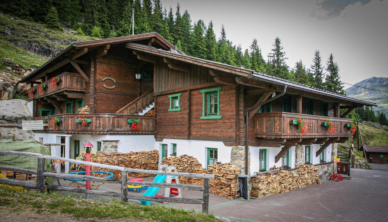 Hotel Silbertal - Almhuetten Sölden Exteriör bild