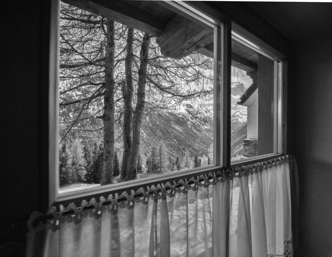 Hotel Silbertal - Almhuetten Sölden Exteriör bild
