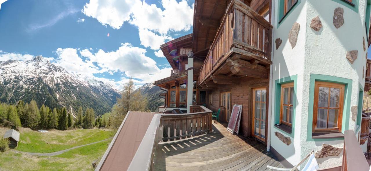 Hotel Silbertal - Almhuetten Sölden Exteriör bild