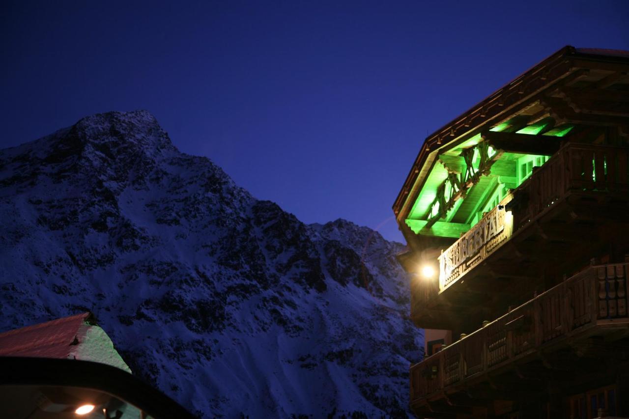 Hotel Silbertal - Almhuetten Sölden Exteriör bild